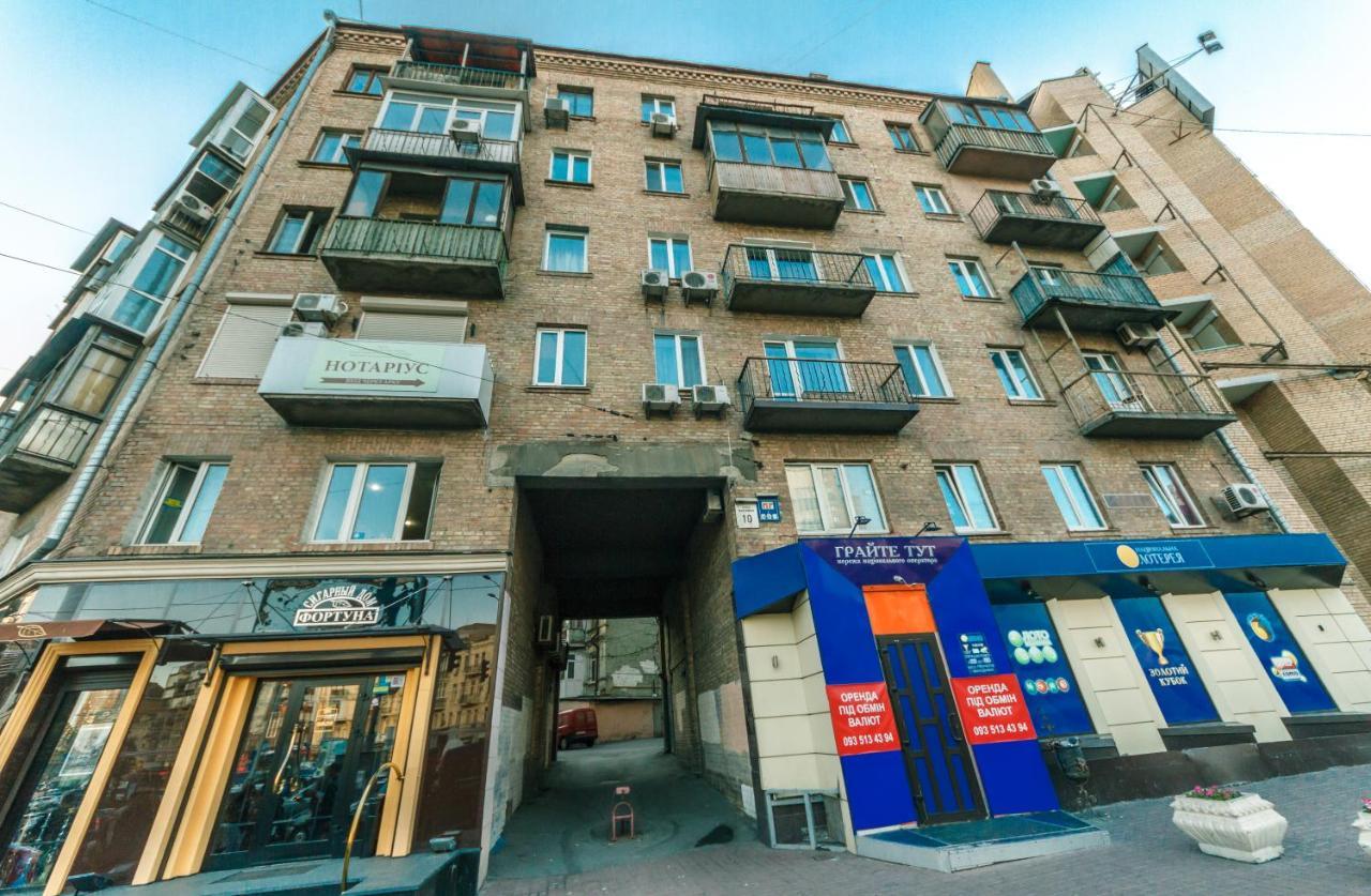 Apartment On Baseina Street 基輔 外观 照片
